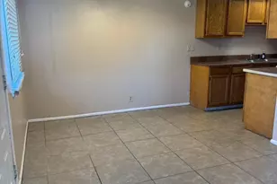 286 W Palomino Dr, Chandler, AZ 85225 - Photo 4