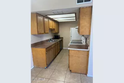 286 W Palomino Drive #118, Chandler, AZ 85225 - Photo 2