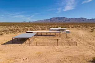 72901 70 1/2 St, Wenden, AZ 85357 - Photo 1