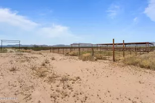 72901 70 1/2 St, Wenden, AZ 85357 - Photo 20