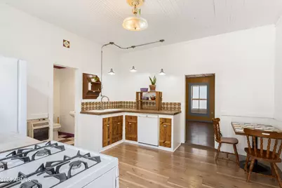 425 Garden Avenue, Bisbee, AZ 85603 - Photo 14