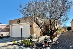 369 S Taylors Trail, Sierra Vista, AZ 85635 - Photo 2