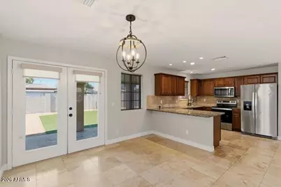 7327 E McKinley Street, Scottsdale, AZ 85257 - Photo 4