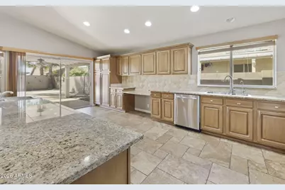 4025 W Wethersfield Road, Phoenix, AZ 85029 - Photo 14