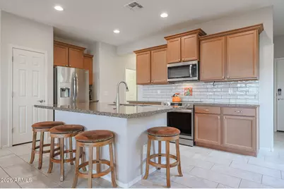 16685 S 181st Drive, Goodyear, AZ 85338 - Photo 10