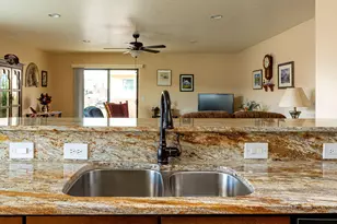 762 S Clubhouse Ln, Sierra Vista, AZ 85635 - Photo 8