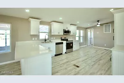 1470 S Bowman Road, Apache Junction, AZ 85119 - Photo 14