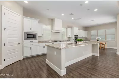 9613 W Staghorn Road, Peoria, AZ 85383 - Photo 10