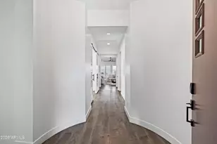 22406 N 28th St, Phoenix, AZ 85050 - Photo 2