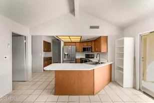 7739 W Cholla St, Peoria, AZ 85345 - Photo 18