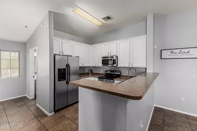 462 N 168th Lane, Goodyear, AZ 85338 - Photo 6