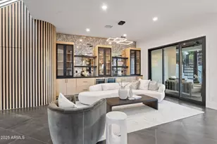 3135 E Palo Verde Dr, Phoenix, AZ 85016 - Photo 6