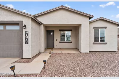 10195 W Catalina Drive, Arizona City, AZ 85123 - Photo 2