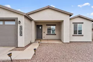 10195 W Catalina Dr, Arizona City, AZ 85123 - Photo 2
