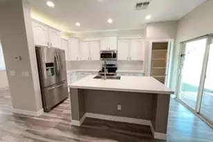 1099 E Sourwood Dr, Gilbert, AZ 85298 - Photo 2