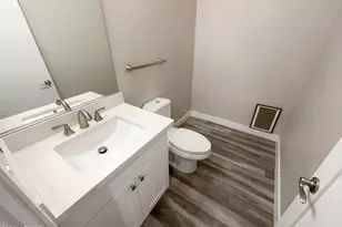 1099 E Sourwood Dr, Gilbert, AZ 85298 - Photo 14