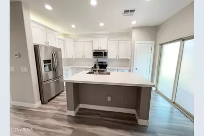 1099 E Sourwood Drive, Gilbert, AZ 85298 - Photo 16