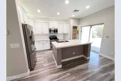 1099 E Sourwood Drive, Gilbert, AZ 85298 - Photo 2