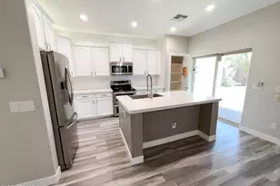 1099 E Sourwood Dr, Gilbert, AZ 85298 - Photo 2