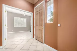 12815 N 19th St, Phoenix, AZ 85022 - Photo 4