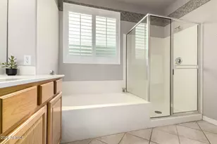 12815 N 19th St, Phoenix, AZ 85022 - Photo 18