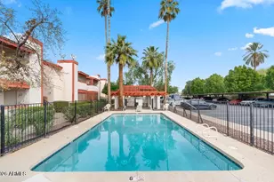 4211 E Palm Ln, Phoenix, AZ 85008 - Photo 38