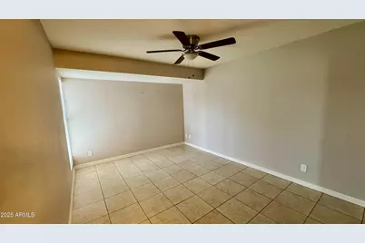 4211 E Palm Lane #Unit 202, Phoenix, AZ 85008 - Photo 12