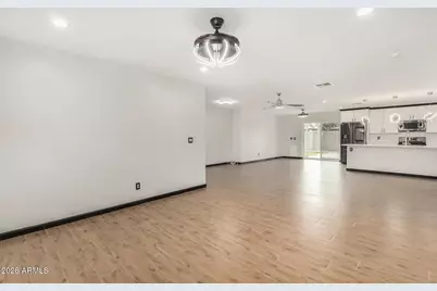 2201 E Montecito Avenue, Phoenix, AZ 85016 - Photo 6