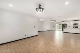 2201 E Montecito Ave, Phoenix, AZ 85016 - Photo 6