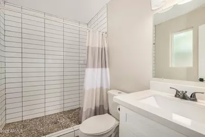 2201 E Montecito Avenue, Phoenix, AZ 85016 - Photo 14