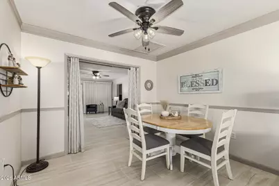 9227 W Meadow Hills Drive, Sun City, AZ 85351 - Photo 10