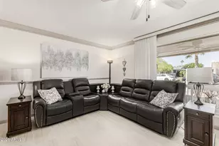 9227 W Meadow Hills Dr, Sun City, AZ 85351 - Photo 8