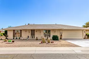 9227 W Meadow Hills Dr, Sun City, AZ 85351 - Photo 2
