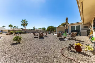 9227 W Meadow Hills Drive, Sun City, AZ 85351 - Photo 20