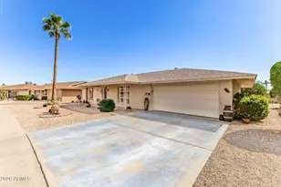 9227 W Meadow Hills Dr, Sun City, AZ 85351 - Photo 4