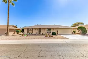 9227 W Meadow Hills Dr, Sun City, AZ 85351 - Photo 1