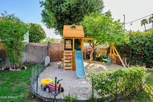 1913 W Aspen Ave, Gilbert, AZ 85233 - Photo 40