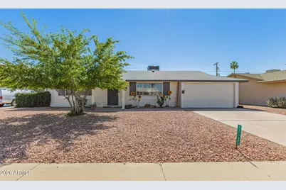 11035 W Oakmont Drive, Sun City, AZ 85351 - Photo 1