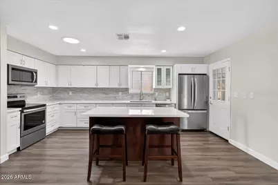 8725 E Jackrabbit Road, Scottsdale, AZ 85250 - Photo 10