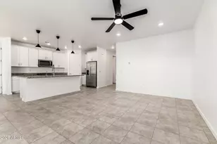 17359 W Sunnyslope Ln, Waddell, AZ 85355 - Photo 8