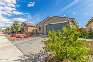 17359 W Sunnyslope Ln, Waddell, AZ 85355 - Photo 4