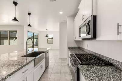 17359 W Sunnyslope Lane, Waddell, AZ 85355 - Photo 16