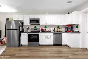 2126 North 25th Pl, Phoenix, AZ 85008 - Photo 12