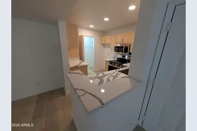 1880 E Morten Avenue #101, Phoenix, AZ 85020 - Photo 6