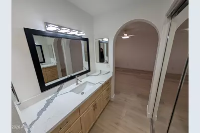 1880 E Morten Avenue #101, Phoenix, AZ 85020 - Photo 14