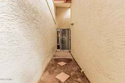 2511 W Willow Avenue, Phoenix, AZ 85029 - Photo 18