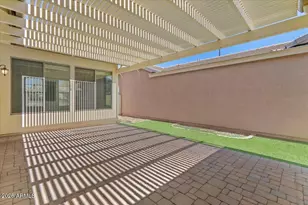 4636 E Maplewood St, Gilbert, AZ 85297 - Photo 12