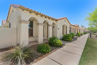 4636 E Maplewood Street, Gilbert, AZ 85297 - Photo 2