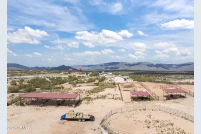 21800 W Hawkeye Road, Congress, AZ 85332 - Photo 10