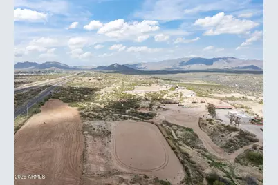 21800 W Hawkeye Road, Congress, AZ 85332 - Photo 6